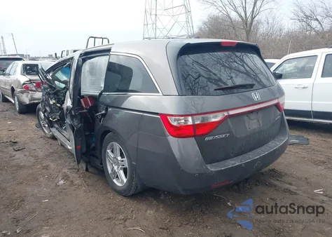 2011 Honda Odyssey Touring/Touring Elite z USA, uszkodzony, nr VIN 5FNRL5H99BB079963